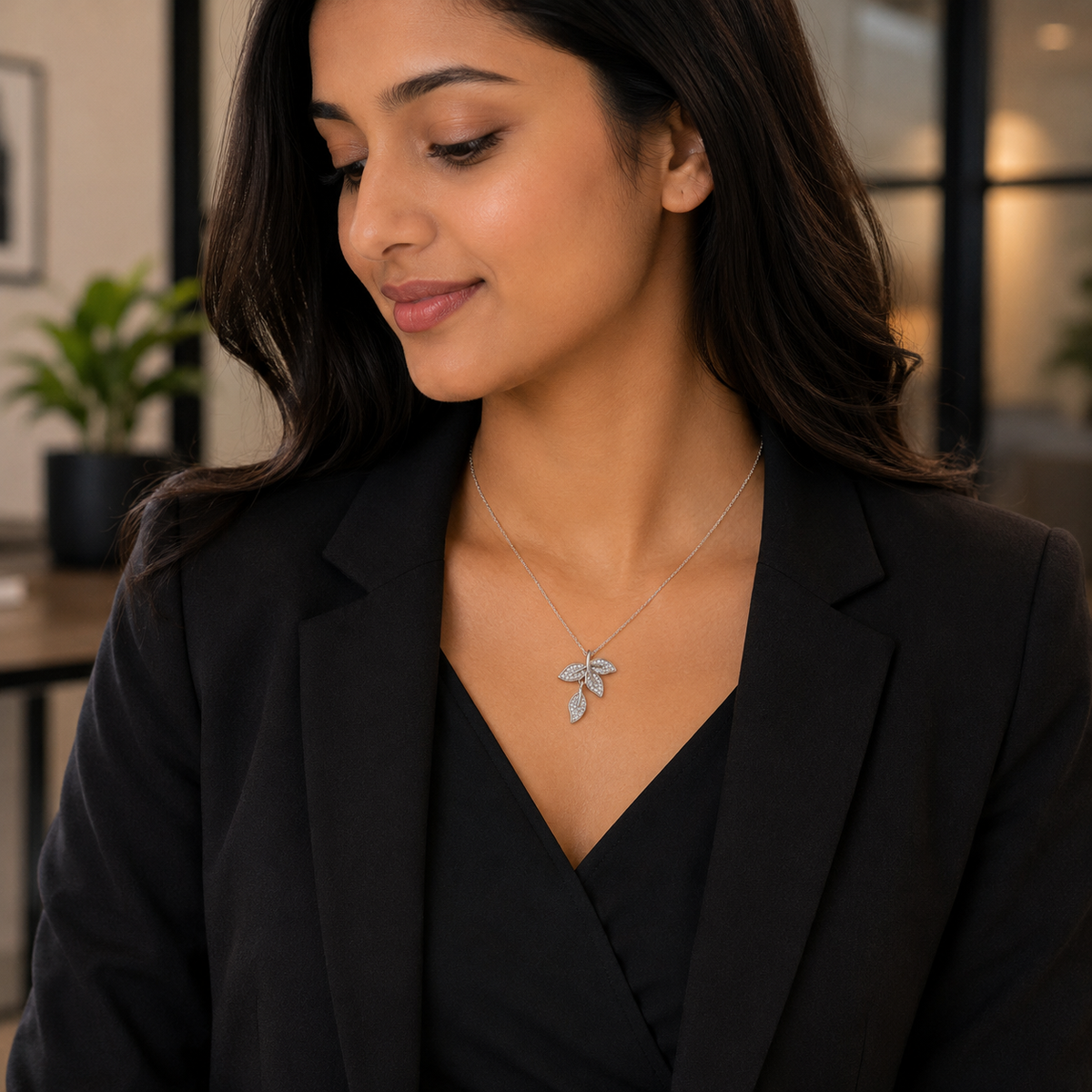 Silver Ivy Pendant