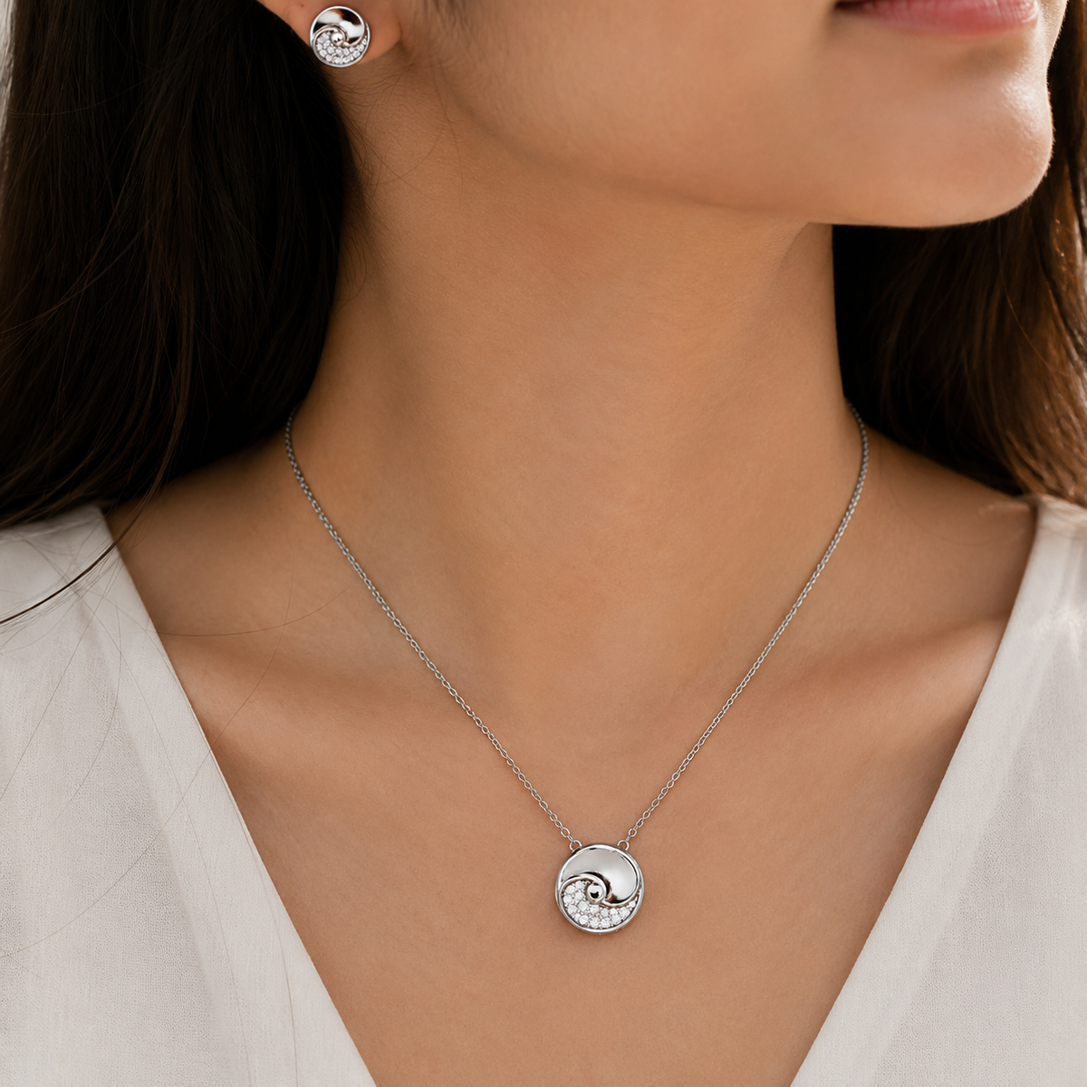 Silver Swirl Pendant Set